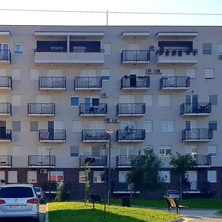 Apartment Lux Ub