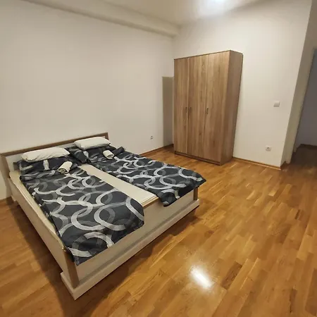 Lux Ub Apartment *